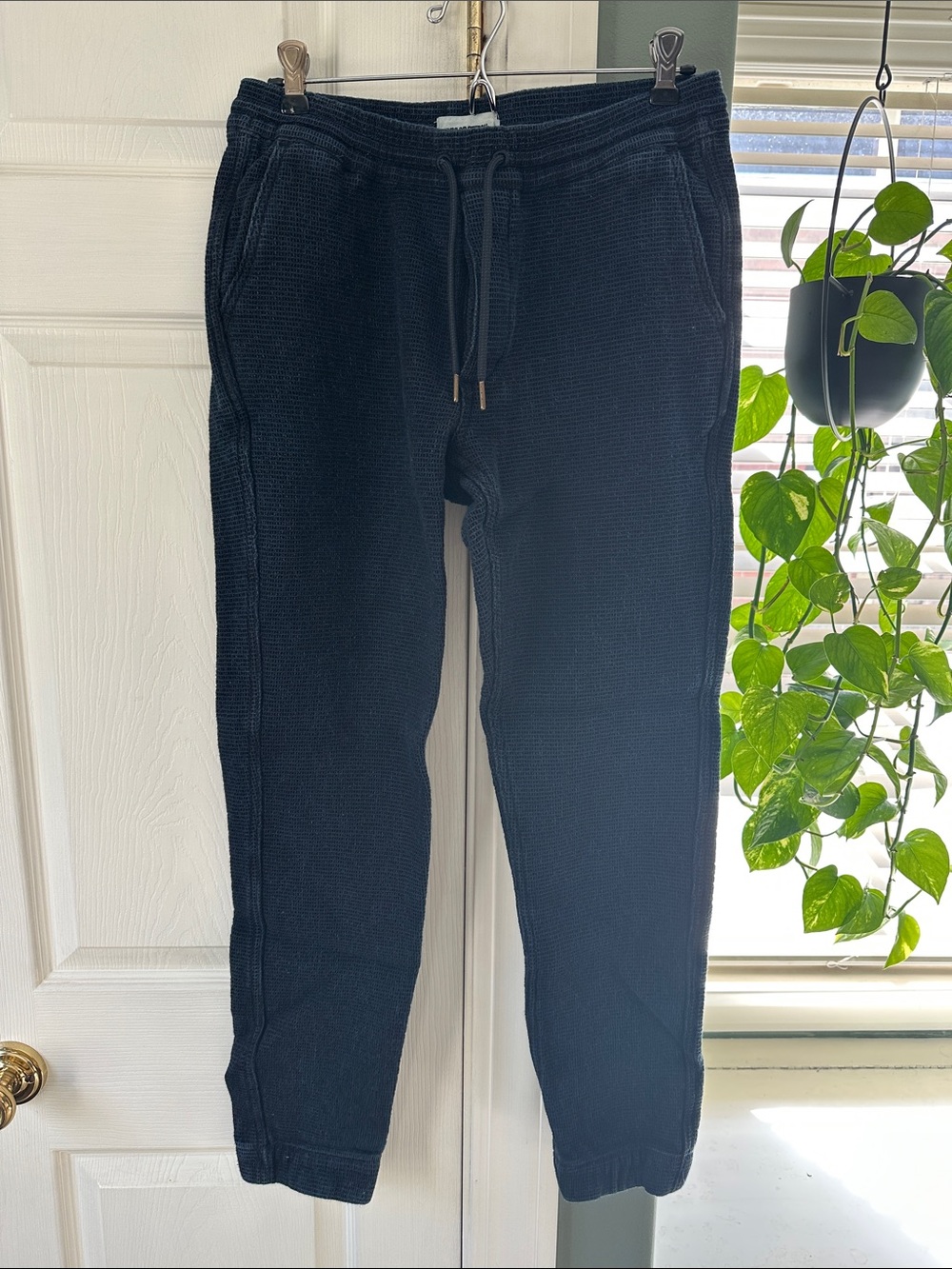 Taylor Stitch Navy Apres Joggers